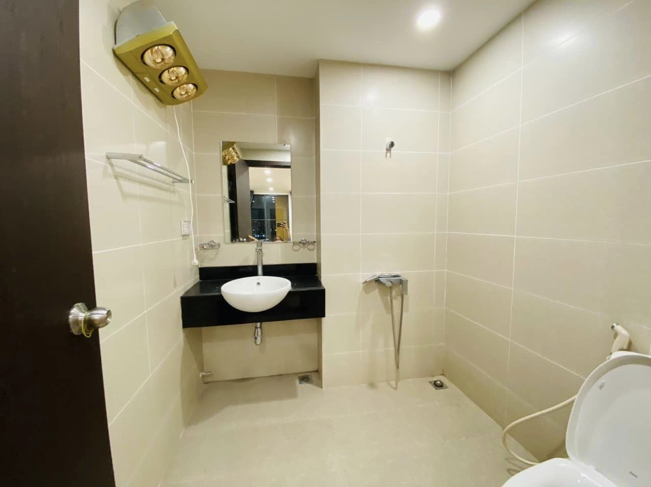 Cho thuê căn hộ chung cư 120 Định Công DT 71m, 2 ngủ, 2 vệ sinh giá 14triệu - Ảnh 4